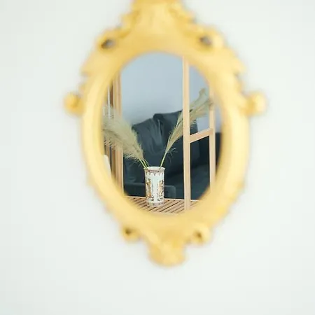 Regina Regina With Swimming Pool Διαμέρισμα *