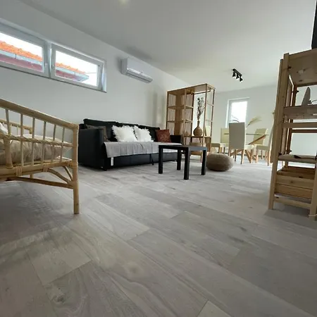 Appartement Regina Regina With Swimming Pool