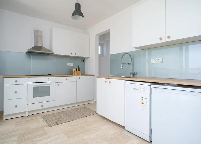 Regina Regina With Swimming Pool Apartman