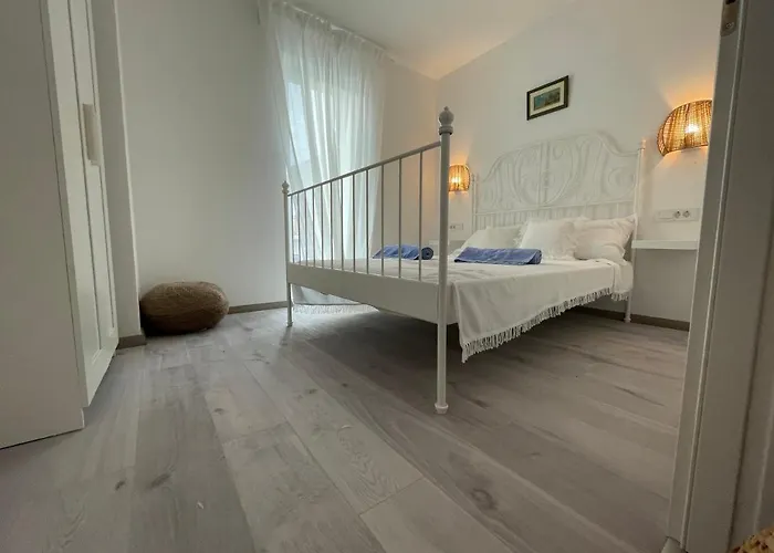 Regina Regina With Swimming Pool