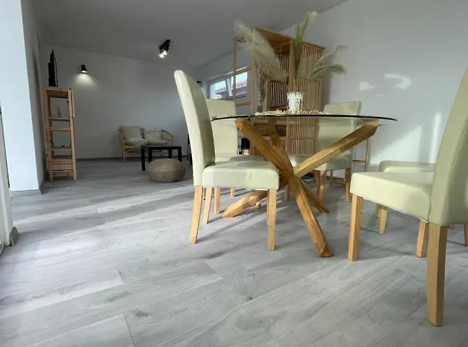 Regina Regina With Swimming Pool Apartman *