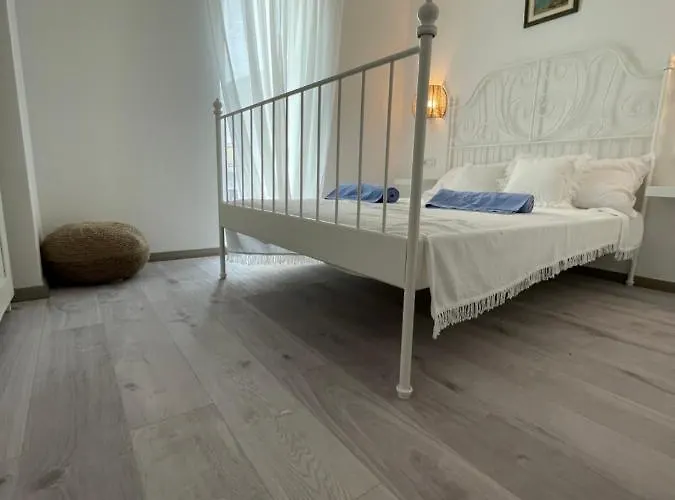 Regina Regina With Swimming Pool *