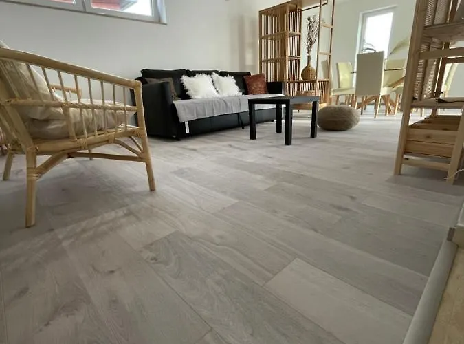 Regina Regina With Swimming Pool * Jezera